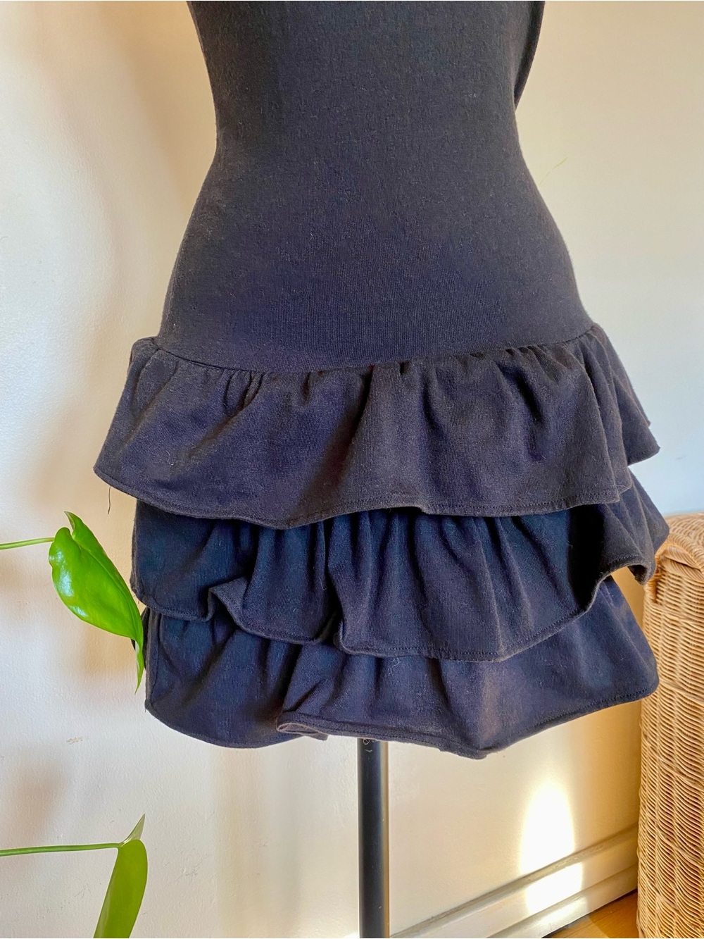 90s Black Ruffle Dress - Picture 5 of 7